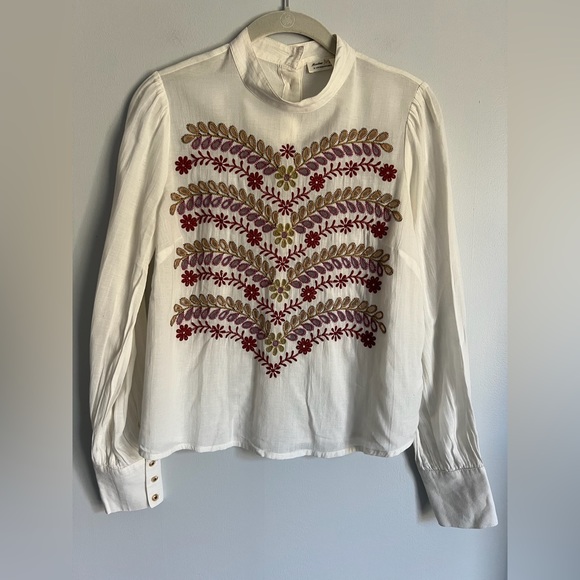 274 Anthropologie Meadow Rue Embroidered Mock Neck Back Buttons Blouse size 2 - Picture 4 of 16